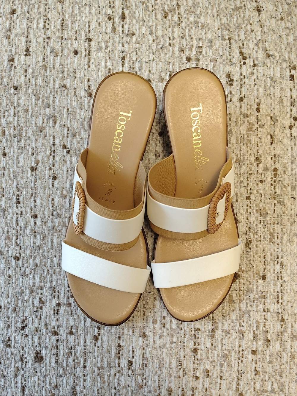 Women’s Cream Slide Sandals with Buckle
